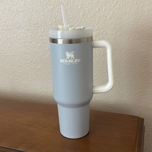 Stanley 40oz Adventure Quencher